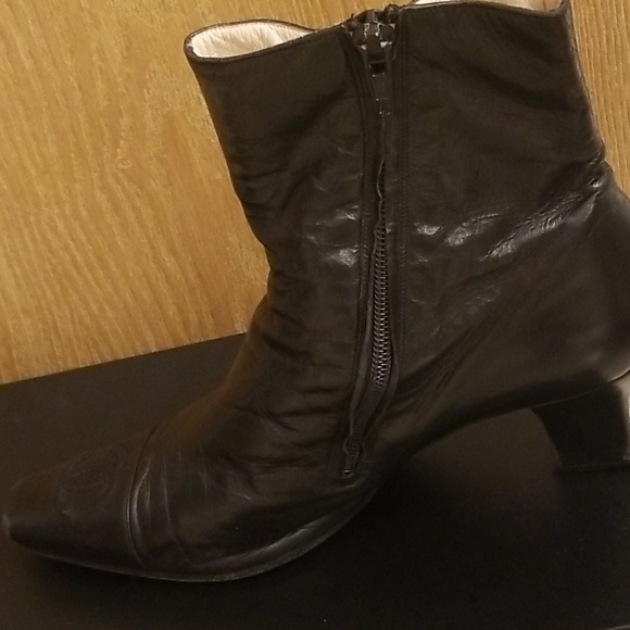 Chanel authentic ankle boots 🔥🔥 - Picture 8 of 15